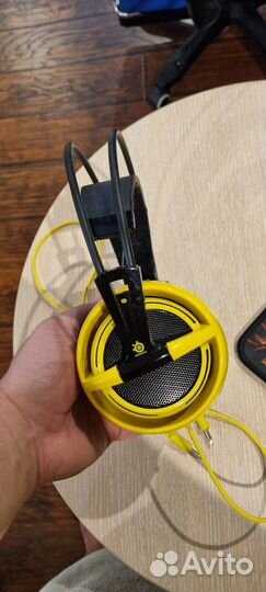 Наушники steelseries