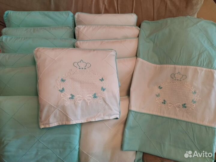 Бортики в кроватку в комплекте с постельным бельем