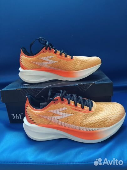 Кроссовки с карбоновой пластиной 40 рр