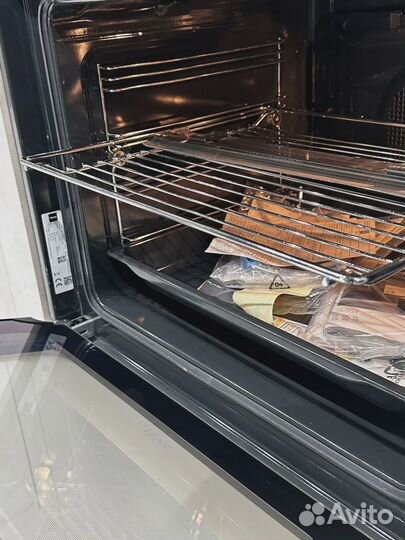 Духовой шкаф teka HLB 8600 WH