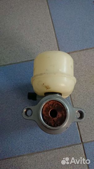 Главный тормозной цилиндр Ford econolinе