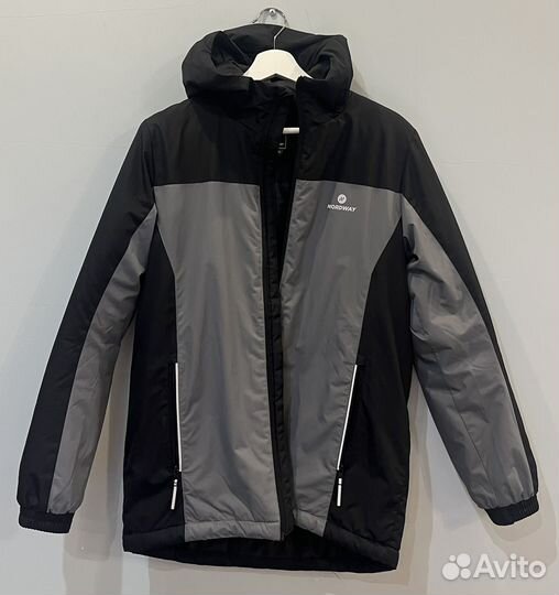 Куртка весенняя