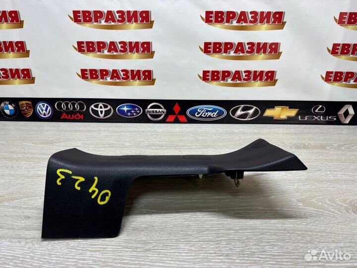 Накладка на порог задняя правая Nissan X-Trail T31