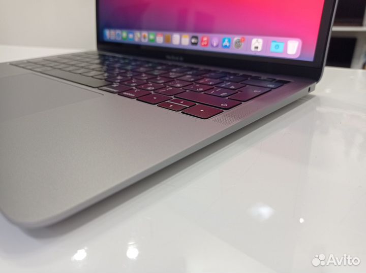 Apple macbook i5