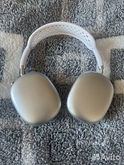 Беспроводные наушники