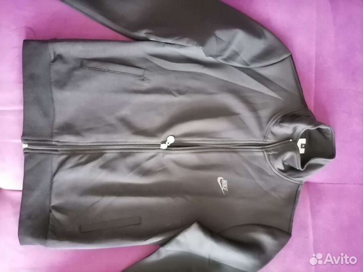 Спортивный костюм женский