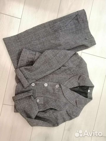 Школьный костюм на девочку, размер 32