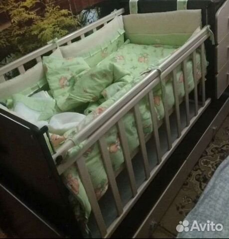 Комплект в детскую кроватку с бортиками