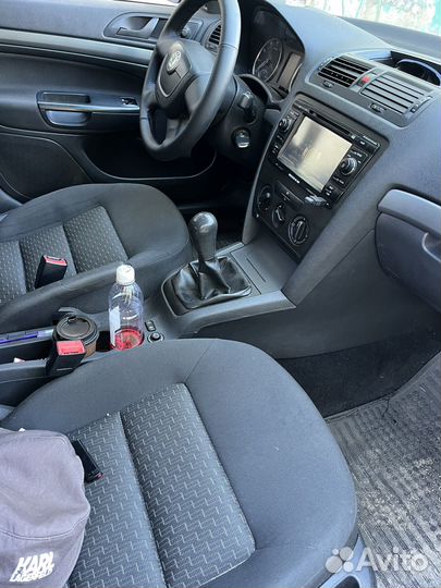 Skoda Octavia 1.6 МТ, 2011, 213 000 км