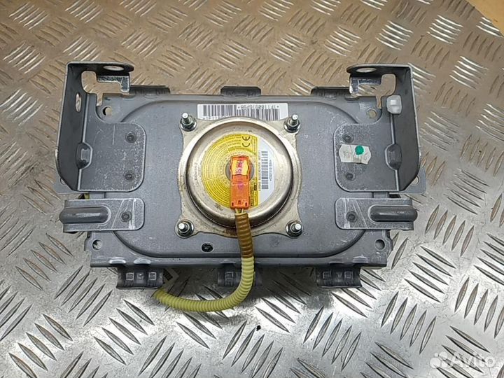 Подушка безопасности пассажирская (в торпедо) Toyo