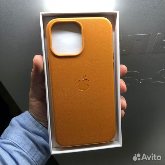 Кожанные Чехлы на iPhone