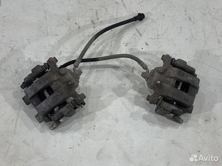 Суппорт задний Nissan Murano Z52