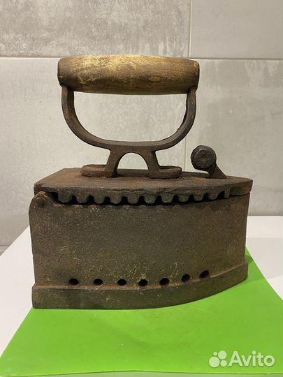 Утюг угольный