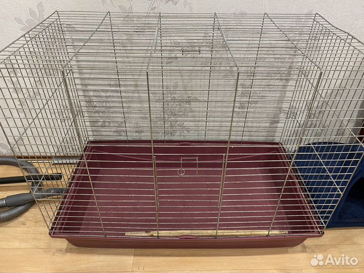 Клетка для грызунов или больших попугаев