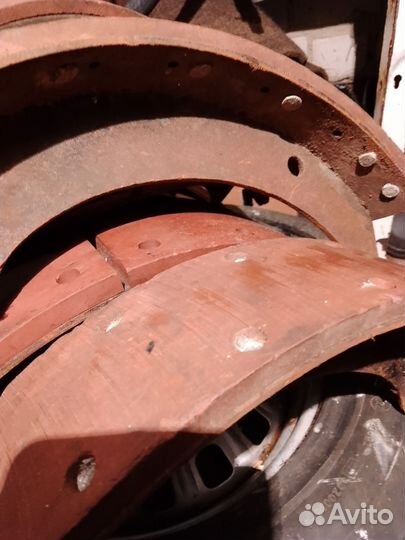 Тормозные колодки газ 5