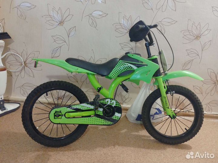 Велосипед бу детский радиус колёс 16