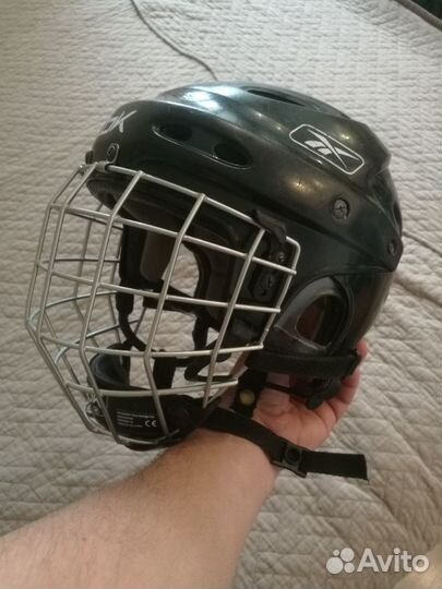 Шлем хоккейный рибок