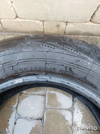 Yokohama BluEarth RV-02 225/65 R17