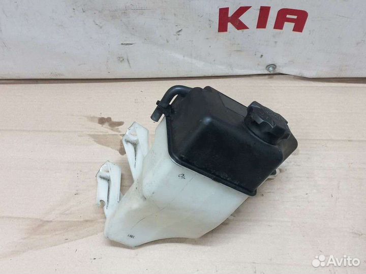 Расширительный бачок Хундай Старекс Н1