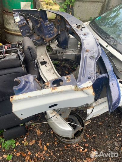 Лонжерон Renault Logan K7MF710 2006