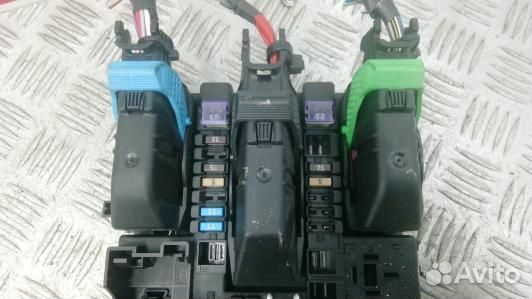 Блок предохранителей opel astra H (PEA04M301)