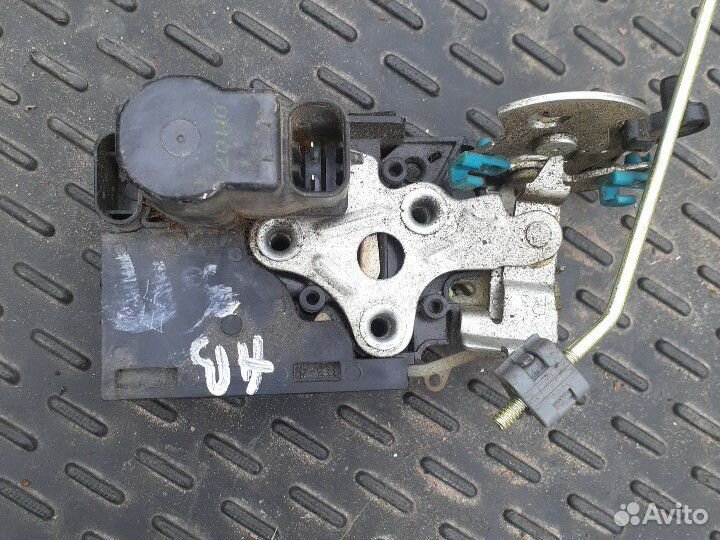 Замок двери Chevrolet Aveo T255