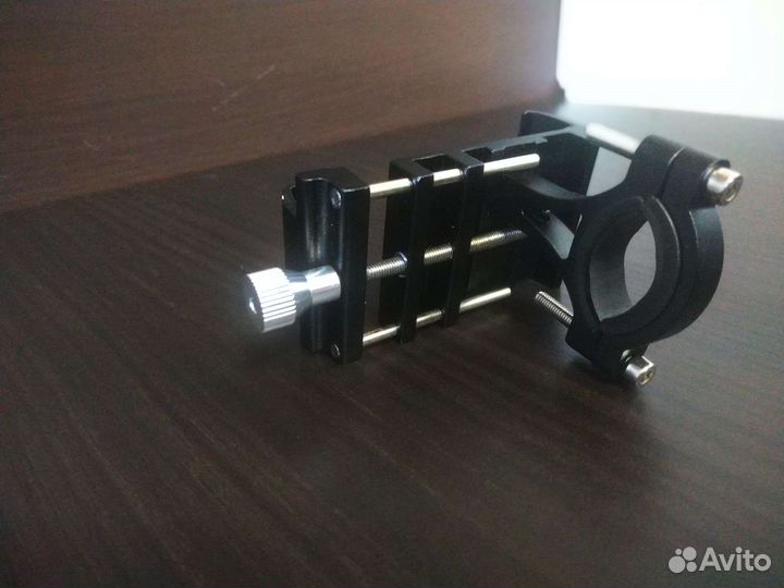 Металлический держатель телефона мото вело