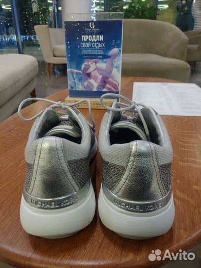Кроссовки Michael Kors