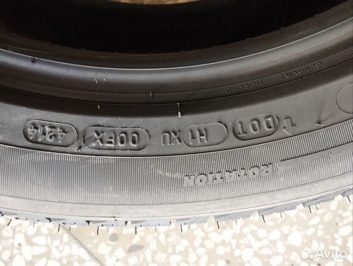 Michelin X-Ice 3 245/50 R18 104H