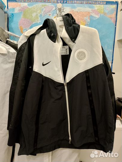 Бомбер Nike x sacai