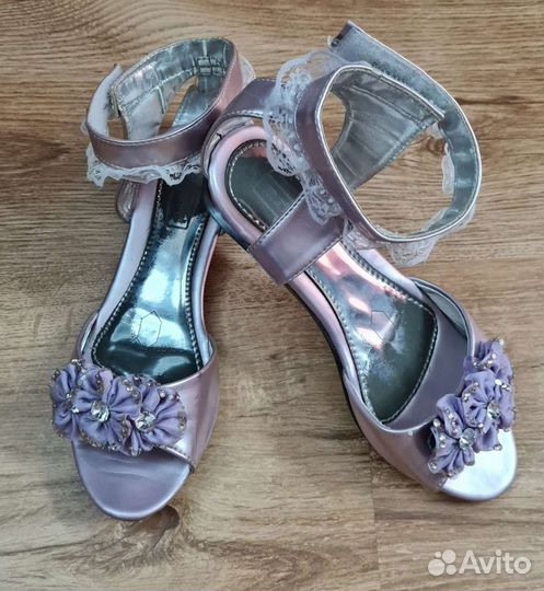 Туфли для девочки