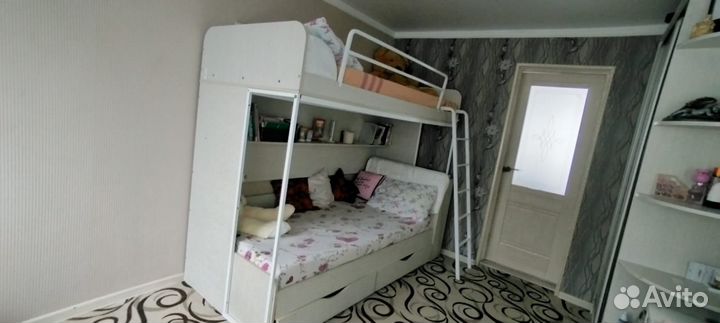 Двухъярусная кровать бу с матрасами
