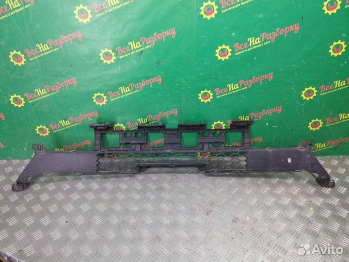 Решетка переднего бампера нижняя Kia Mohave