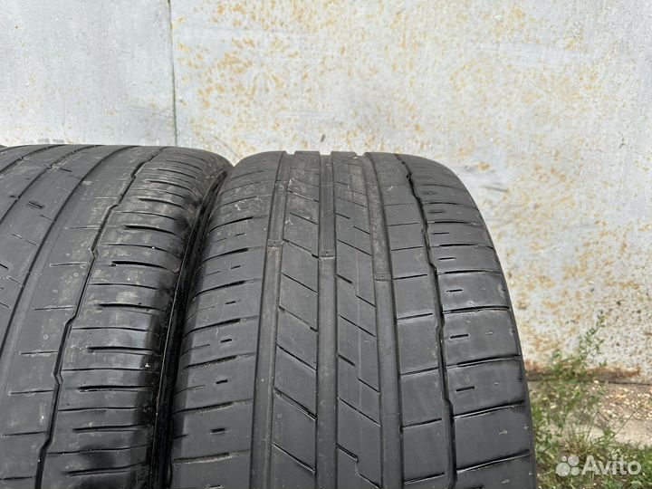 Hankook Ventus S1 Evo3 SUV K127A 285/40 R22 и 325/35 R22 114Y