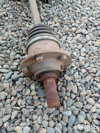 Задний привод Mitsubishi Montero 3