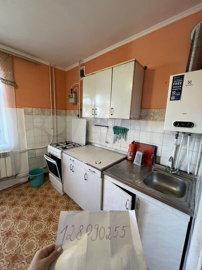 2-к. квартира, 46 м², 3/5 эт.