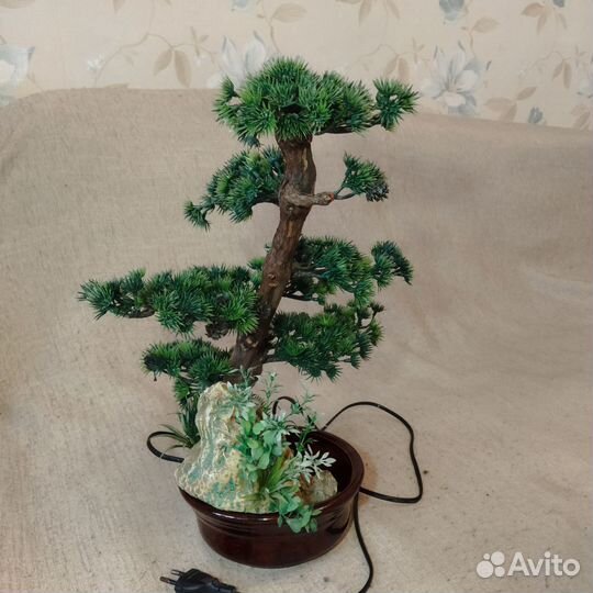 Декоративный фонтан с водопадом