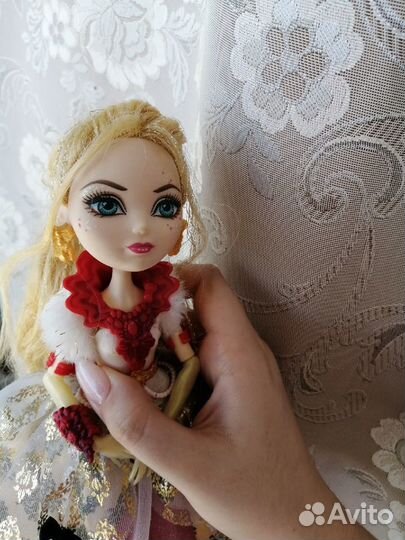 Кукла Ever After High Apple White «День коронации”