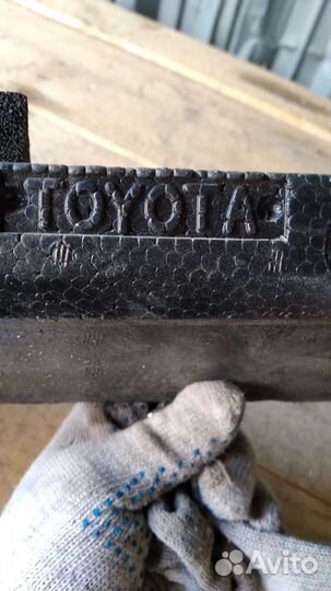 Абсорбер переднего бампера Toyota RAV 4