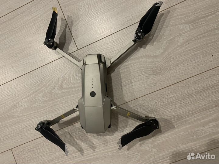 Квадрокоптер DJI Mavic Pro Platinum Fly More Combo