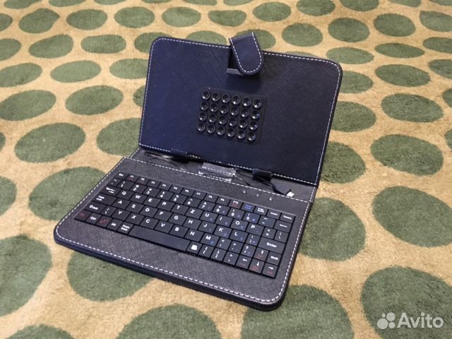 Чехол для планшета с клавиатурой 7-8 дюймов