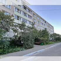 2-к. квартира, 55 м², 1/5 эт.