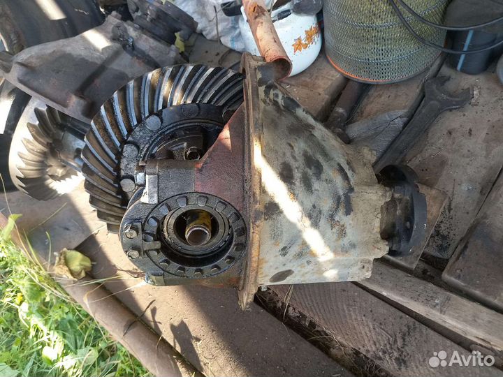 Редуктор заднего моста dymos Z39*8 A-050