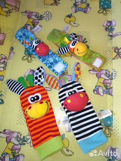 Носочки браслеты погремушки