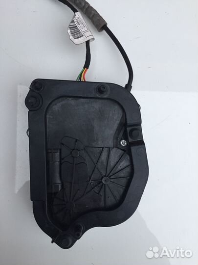 Сервопривод багажника бмв bmw G11 Г11 G12 Г12