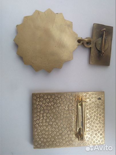 Значки Монголия