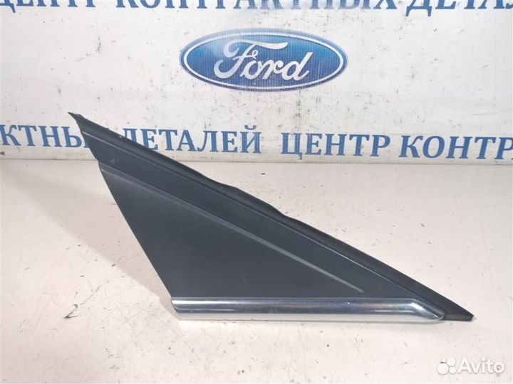 Накладка переднего крыла правого Ford Focus 3 201