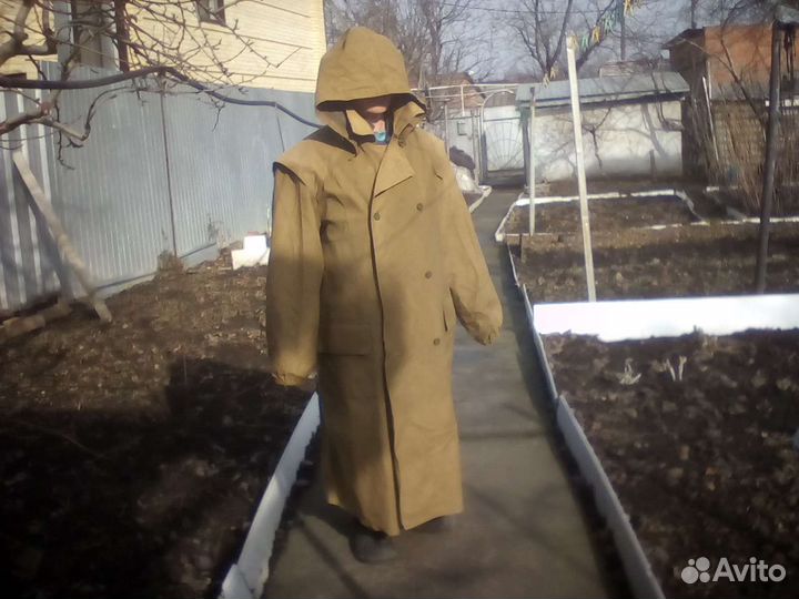 Плащь от дождя и ветра