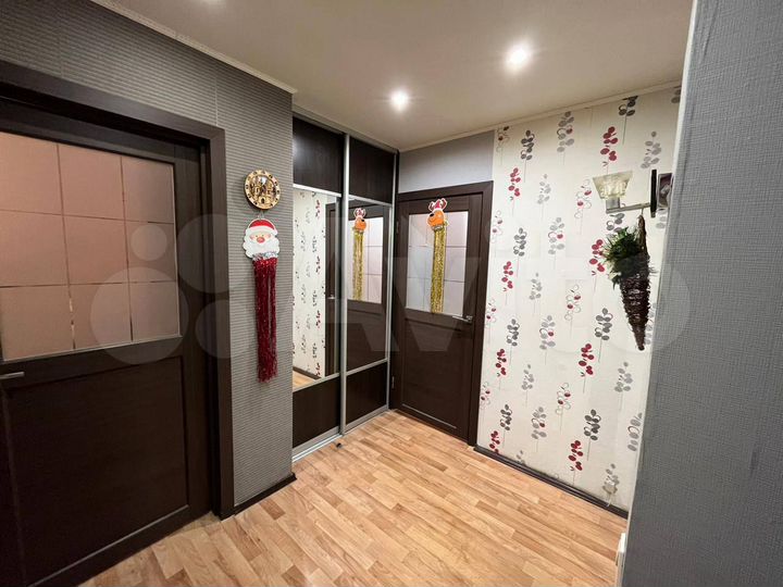 3-к. квартира, 60,7 м², 1/5 эт.