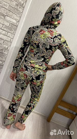 Спортивный костюм